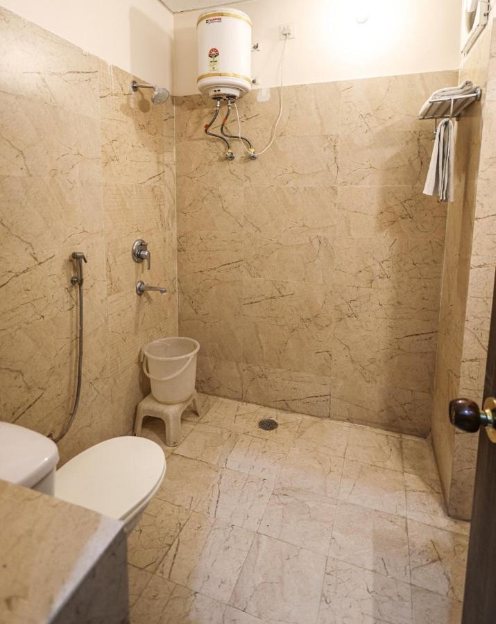 Hotel The Leaf - Gomti Nagar Lucknow Eksteriør bilde