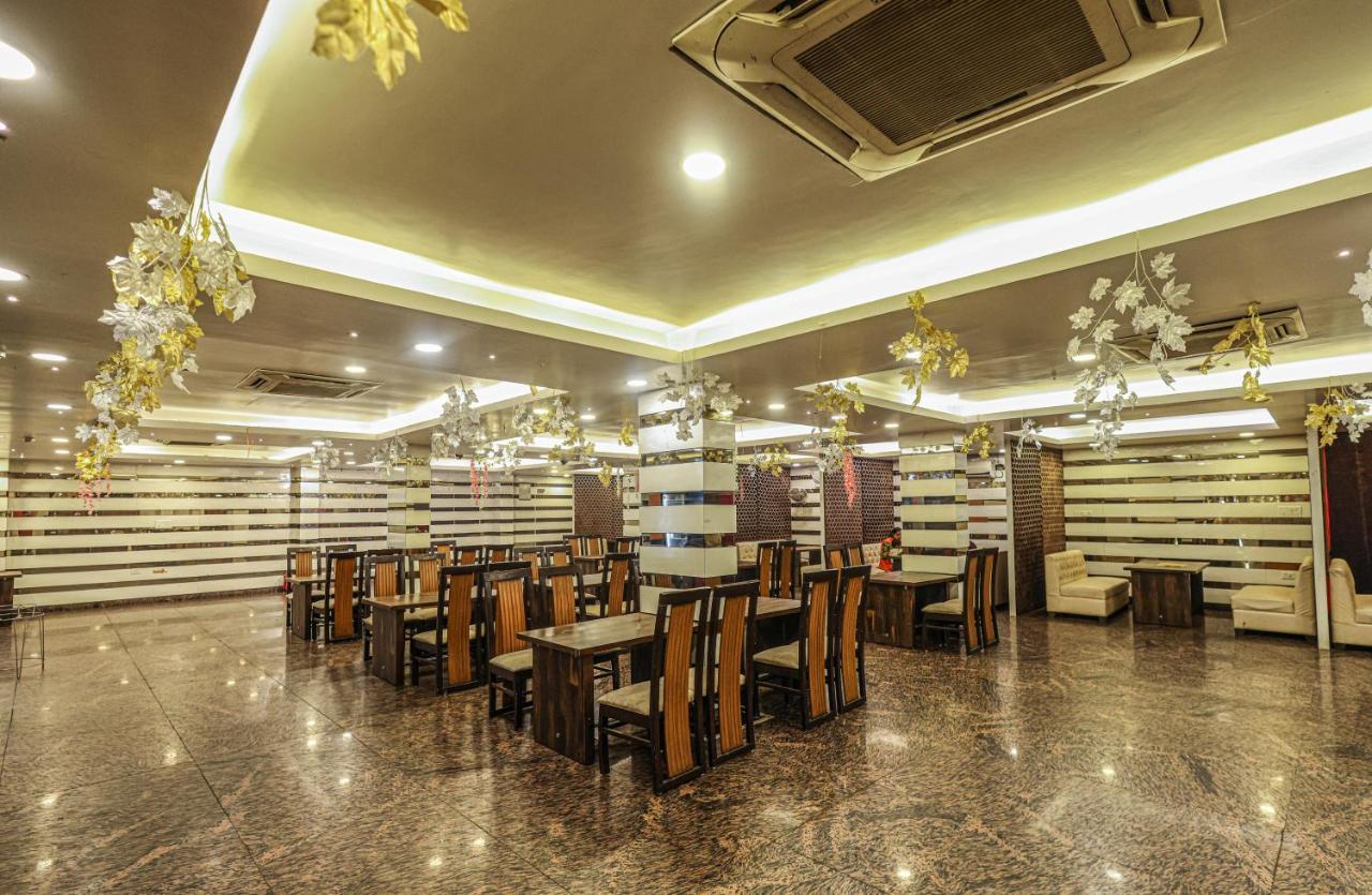 Hotel The Leaf - Gomti Nagar Lucknow Eksteriør bilde