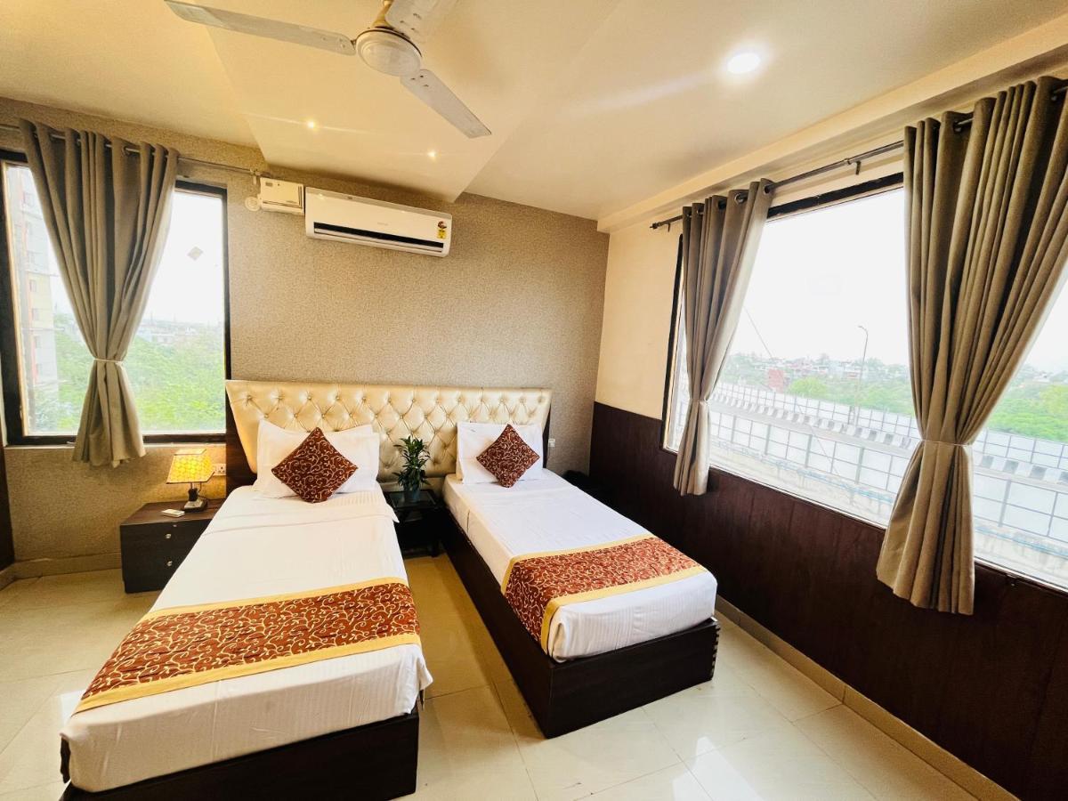 Hotel The Leaf - Gomti Nagar Lucknow Eksteriør bilde
